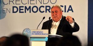 Tirado: “Frente al `no´ y los insultos de Page a la Universidad, está el `sí´ y el apoyo del PP a la UCLM” 2 Tirado “Frente al `no´ y los insultos de Page a la Universidad, está el `sí´ y el apoyo del PP a la UCLM”