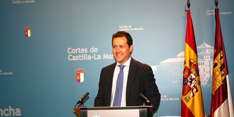 Velázquez Page trata de ocultar su fracaso en Sanidad con `fake news´, propaganda y anuncios