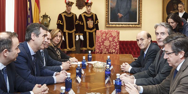 Antonio Román traslada al Ministro de Fomento cuestiones relativas a la mejora de la conectividad entre Guadalajara y Madrid