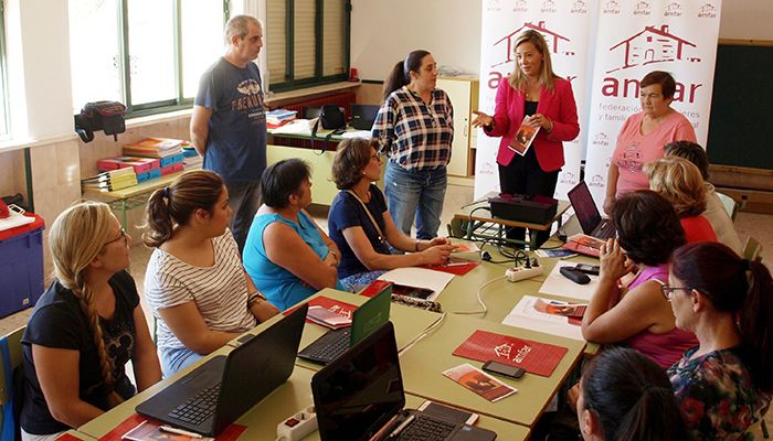 AMFAR forma a 450 mujeres rurales a través del Programa de Inserción Sociolaboral 