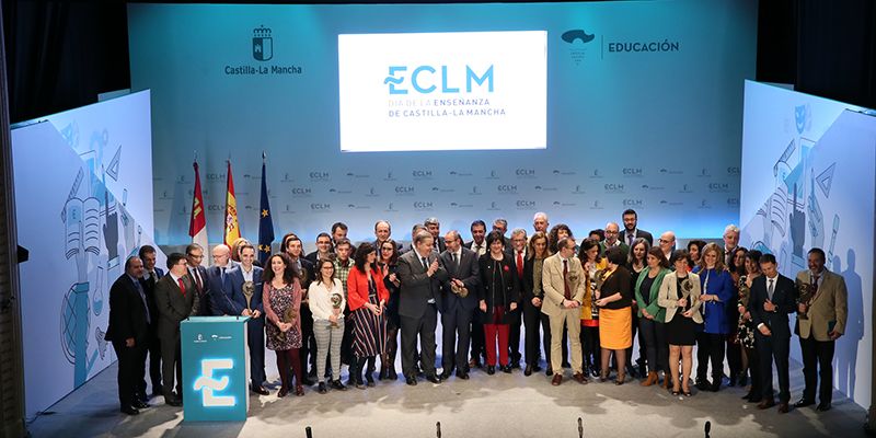 Castilla-La Mancha celebra el Día de la Enseñanza con el homenaje al trabajo diario de su comunidad educativa