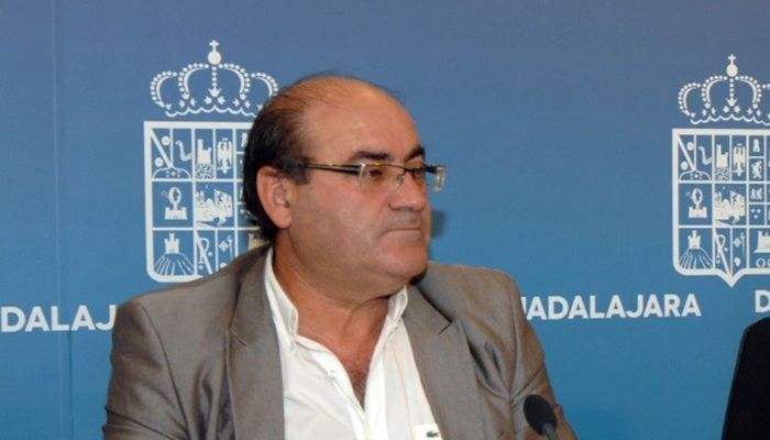 Contreras pide a García que trabaje ya que tiene toda la información a su disposición