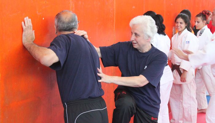 El Ayuntamiento de Cabanillas organiza un curso de defensa personal para mujeres, en colaboración con la Policía Local y el Club Inokuma