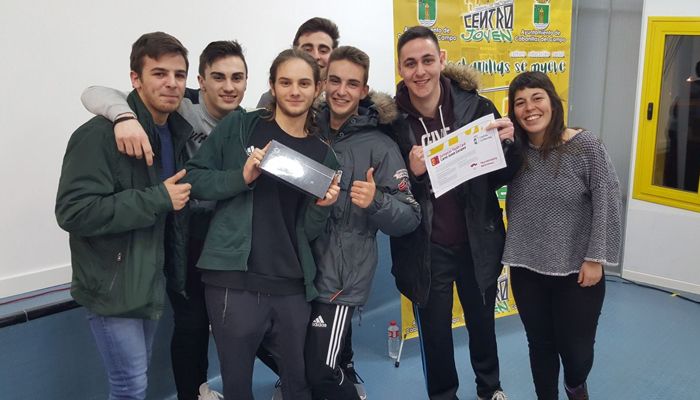 El Centro Joven de Cabanillas celebra sus siete años de vida