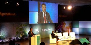 El Gobierno de Castilla-La Mancha abonará este viernes 23,3 millones de euros del pago básico, verde y régimen de jóvenes agricultores de la PAC 2 El Gobierno de Castilla-La Mancha abonará mañana 23,3 millones de euros del pago básico, verde y régimen de jóvenes agricultores de la PAC