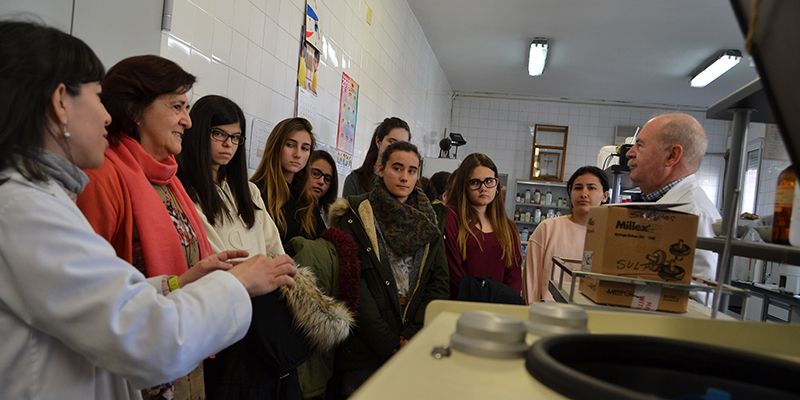 El Laboratorio de Salud Pública de la Dirección provincial de Sanidad en Guadalajara realizó el pasado año 12.100 pruebas