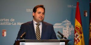 El PP también cree que Page se ha rendido a los brazos de Podemos para cargarse la caza en Castilla-La Mancha