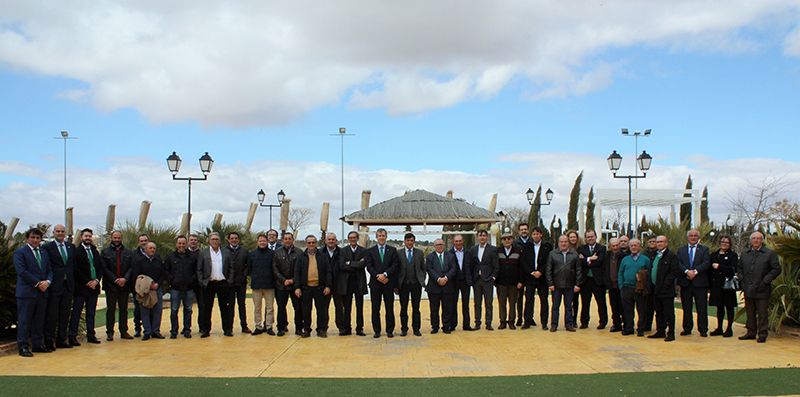 El presidente de Caja Rural Castilla-La Mancha apoya a las cooperativas de Ciudad Real