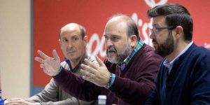 El PSOE celebra una jornada regional de coordinación entre los cargos institucionales socialistas de los ayuntamientos y los del Gobierno regional.