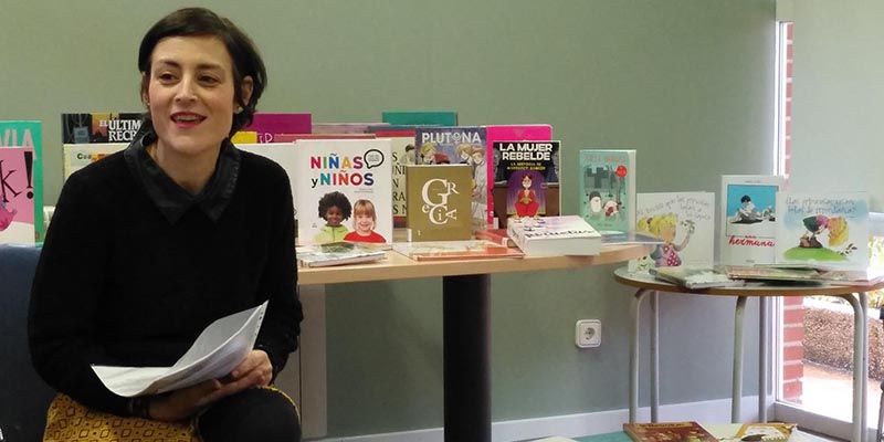 Entusiasta inicio del taller sobre sexualidad, igualdad y literatura infantil