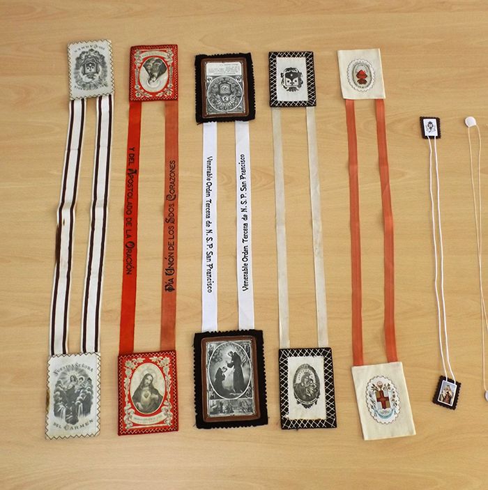 Exposición de "Escapularios" en la Posada del Cordón de Atienza hasta finales de abril 3 Exposición de Escapularios en la Posada del Cordón de Atienza hasta finales de abril