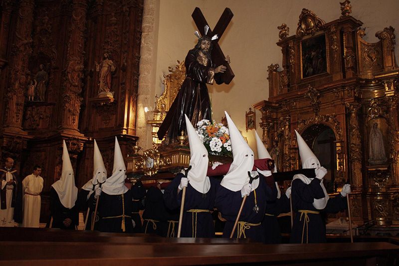 Illana se prepara para vivir con devoción su Semana Santa