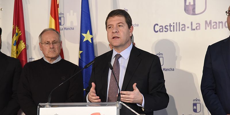 La Junta aprobará en junio de 3.500 nuevas plazas públicas para Sanidad y Educación