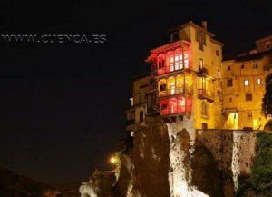 Las Casas Colgadas se iluminarán de azul con motivo de la celebración del Día de Concienciación sobre el Autismo