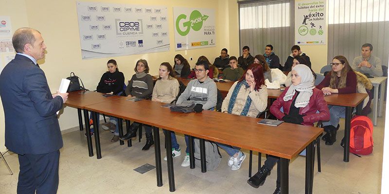 Los alumnos del IES Pedro Mercedes conocen el funcionamiento de CEOE-Cepyme Cuenca