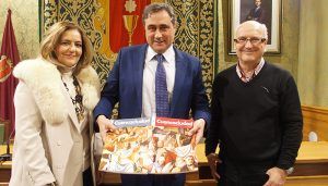 Mariscal presenta el segundo número de la revista ‘Cuencaciudad’ que recoge los principales hechos de 2017