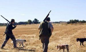Merino también cree que Page traiciona a los cazadores y ataca la actividad cinegética en Castilla-La Mancha