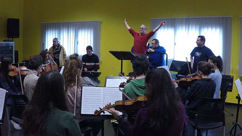 En Aframas, hay capacidad para dirigir a la Joven Orquesta de Cuenca.