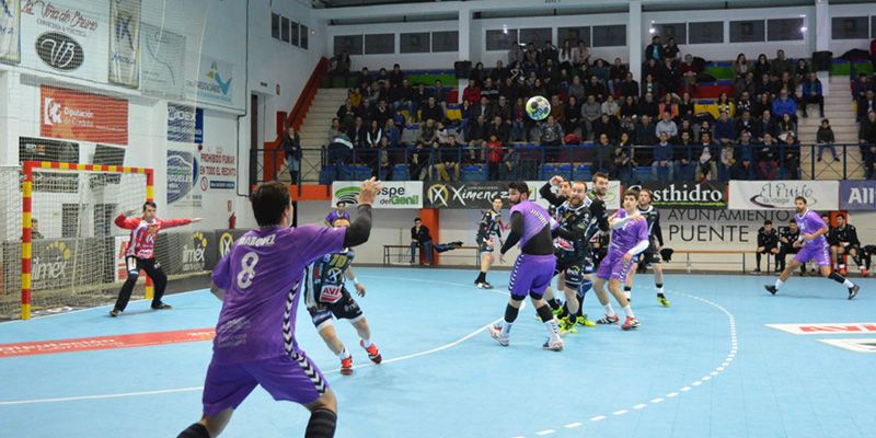 Puente Genil frena la buena racha alcarreña