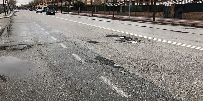 Silvia García “Está claro que el mantenimiento del mobiliario urbano, de parques y jardines, y de la calzada no son prioridad para el equipo de Gobierno socialista”