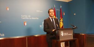 Velázquez denuncia que Page ha abandonado sus responsabilidades como presidente y que no está a la altura de las circunstancias 2 Velázquez denuncia que Page ha abandonado sus responsabilidades como presidente y que no está a la altura de las circunstancias