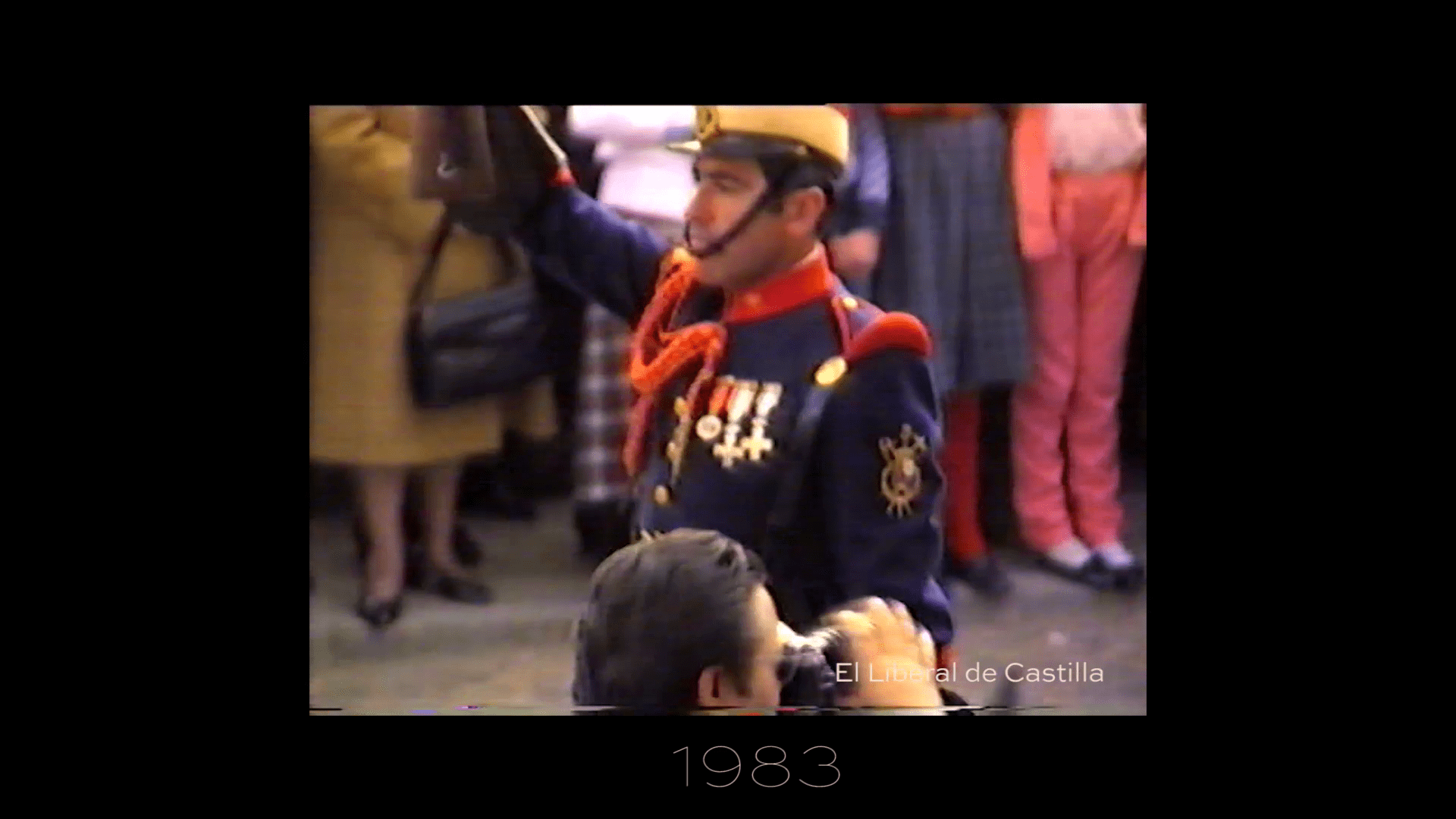 Jueves Santo de 1983 en Cuenca. El de la Guardia Real.