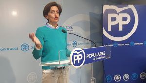 Ana González acusa a Page de ‘dejar en la estacada’ a los agricultores de 22 pueblos de Guadalajara ante la plaga de conejos