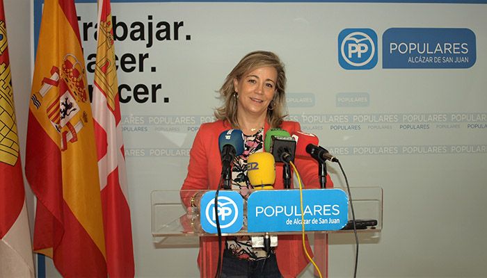 El PP exige al Gobierno de Page y Podemos que declare la plaga de conejos con carácter urgente