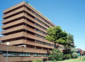 Herido grave un trabajador de 32 años que se ha precipitado al vacío en Las Pedroñeras