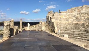 La Consejería de Educación, Cultura y Deporte instala un escenario provisional para la celebración del Festival de Teatro Grecolatino