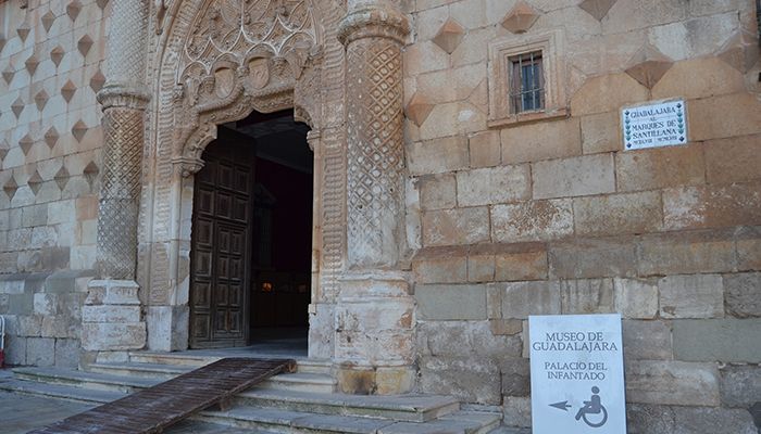 La torre reloj de San Gil será el tema central de una conferencia que se impartirá mañana en el salón de actos del Palacio del Infantado
