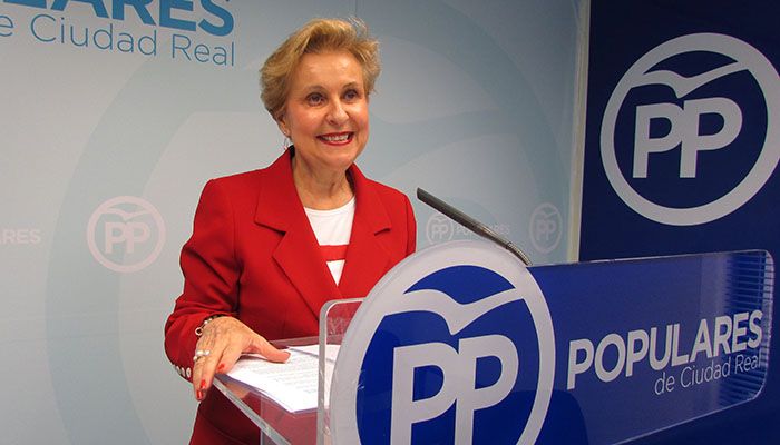 Quintanilla critica a Page y Podemos por dar la espalda a los profesionales sanitarios y rechazar la implantación de la carrera profesional