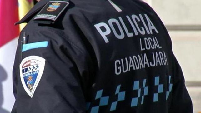 Sorprendidos mientras roban en una caseta de Guadalajara con un coche también robado
