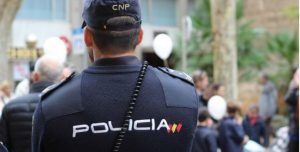 Un hombre amenaza con hacer explotar una bomba en una iglesia de Cuenca