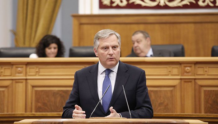 Cañizares denuncia que Page deriva masivamente a la Sanidad privada ante el colapso de la Sanidad pública de la región