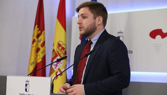 Castilla-La Mancha destinará más de 20 millones de euros en 2018 en ayudas a la protección de menores y a las familias