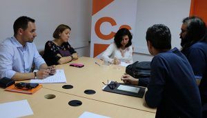 Cs C-LM se reúne con Apacam para conocer las necesidades y mejoras del sector audiovisual en la región