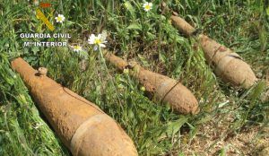 Desactivan tres artefactos de la Guerra Civil que encontró un vecino en Guadalajara