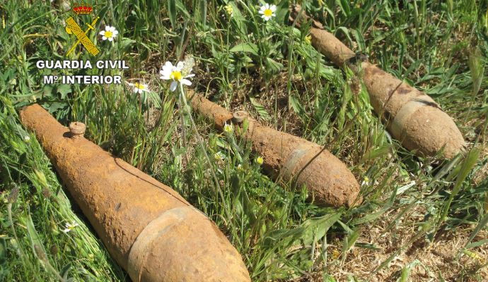 Desactivan tres artefactos de la Guerra Civil que encontró un vecino en Guadalajara