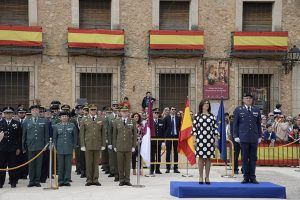 Día histórico con el izado y homenaje a la bandera por el Ejército del Aire en San Clemente