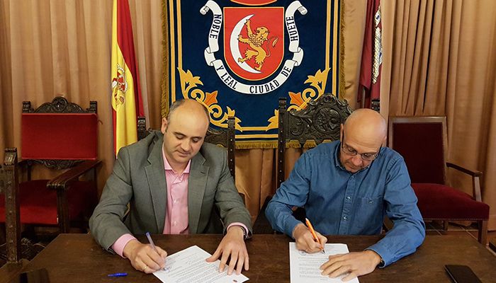 El Ayuntamiento de Huete logra un acuerdo para soterrar los cables del tendido eléctrico en el municipio 1 El Ayuntamiento de Huete logra un acuerdo para soterrar los cables del tendido eléctrico en el municipio