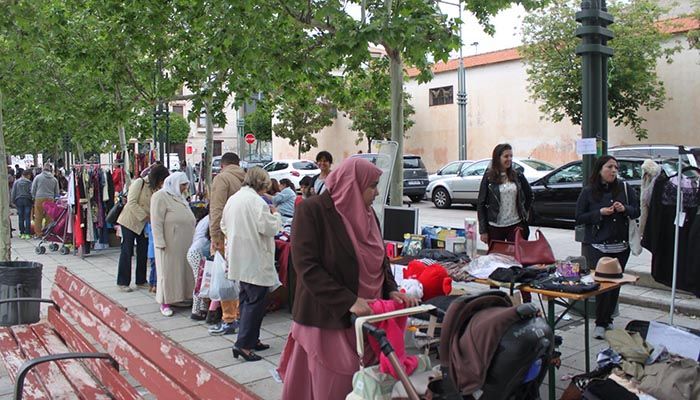 El Mercadillo de Segunda Mano de Cabanillas venció a la lluvia en su cuarta edición