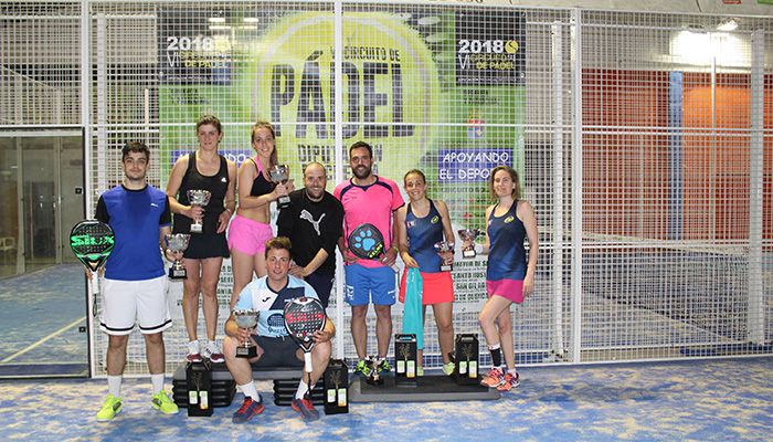 Fede Ferrer-Gregori Escribano y Ana Elena Pardo-Marisa Cebrián ganan en Iniesta la primera prueba del VI Circuito de Pádel 1 Fede Ferrer-Gregori Escribano y Ana Elena Pardo-Marisa Cebrián ganan en Iniesta la primera prueba del VI Circuito de Pádel