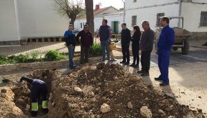 La Diputación de Guadalajara renueva la red de abastecimiento de varias calles de Gajanejos