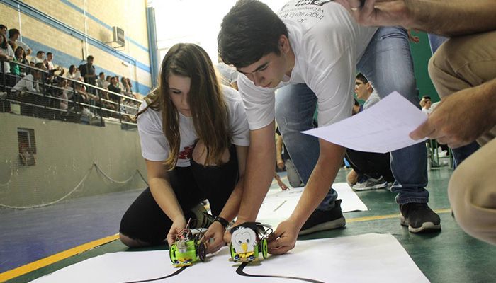 La Escuela de Industriales de Ciudad Real celebra mañana su clásica competición de robótica para alumnos de Secundaria