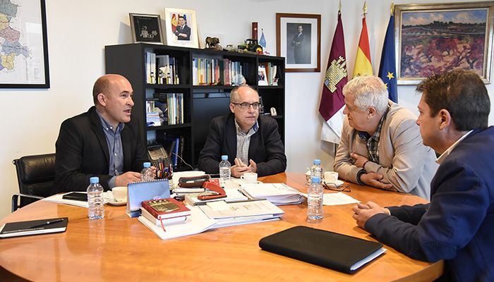 La Junta apuesta por un consenso para lograr una voz única en defensa de los intereses del agua en Castilla-La Mancha