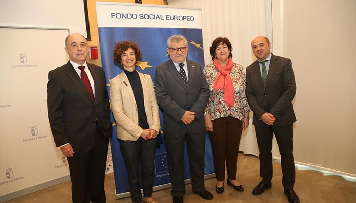 La Junta trabaja para que la reducción del abandono escolar tenga su origen en el logro de una titulación mínima y una adecuada formación para el empleo