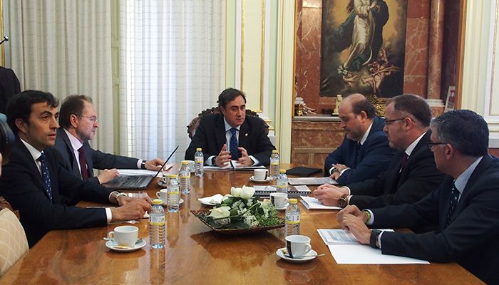 Mariscal lamenta que el protocolo y el proyecto encargado por el Gobierno de Page no recojan la propuesta de intervención en la Hoz del Huécar y la Muralla