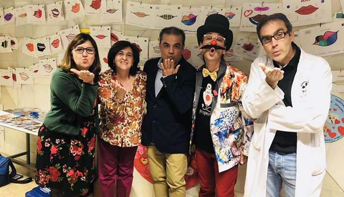 Más de 400 niños ingresados, familiares y profesionales de los hospitales de Castilla-La Mancha lanzan besos por el Día del Niño Hospitalizado