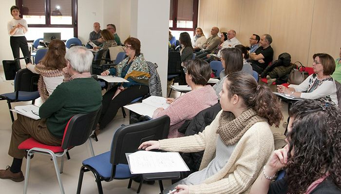 Más de 400 profesionales de Atención Primaria del SESCAM reciben formación en materia de violencia de género